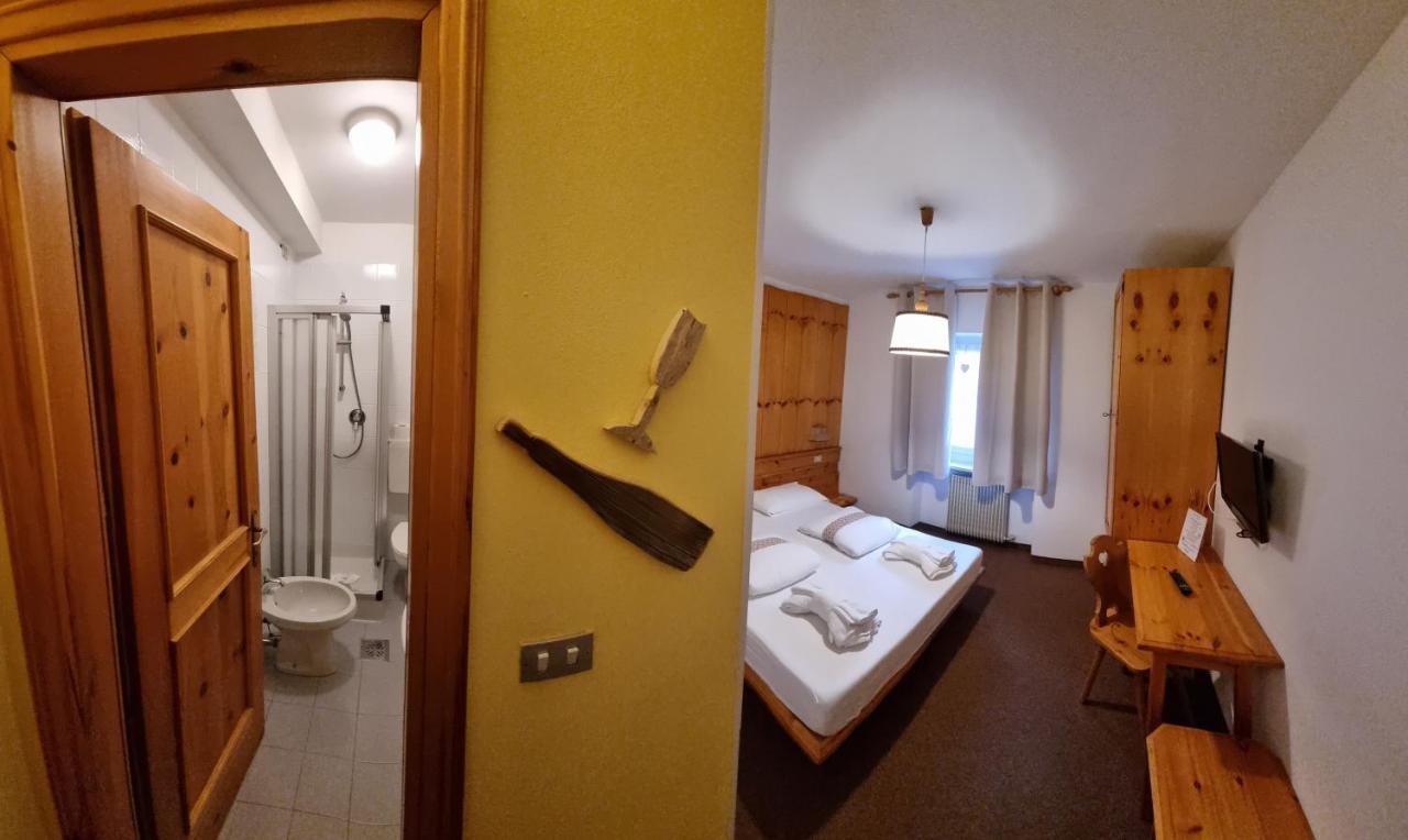 Villa Ruggero Wine Hotel Campitello di Fassa Luaran gambar