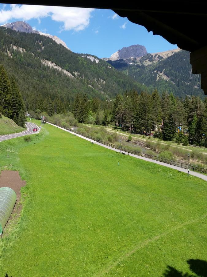 Villa Ruggero Wine Hotel Campitello di Fassa Luaran gambar