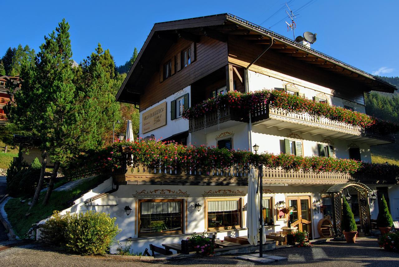 Villa Ruggero Wine Hotel Campitello di Fassa Luaran gambar